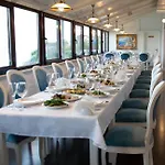 Lux מלון אודסה